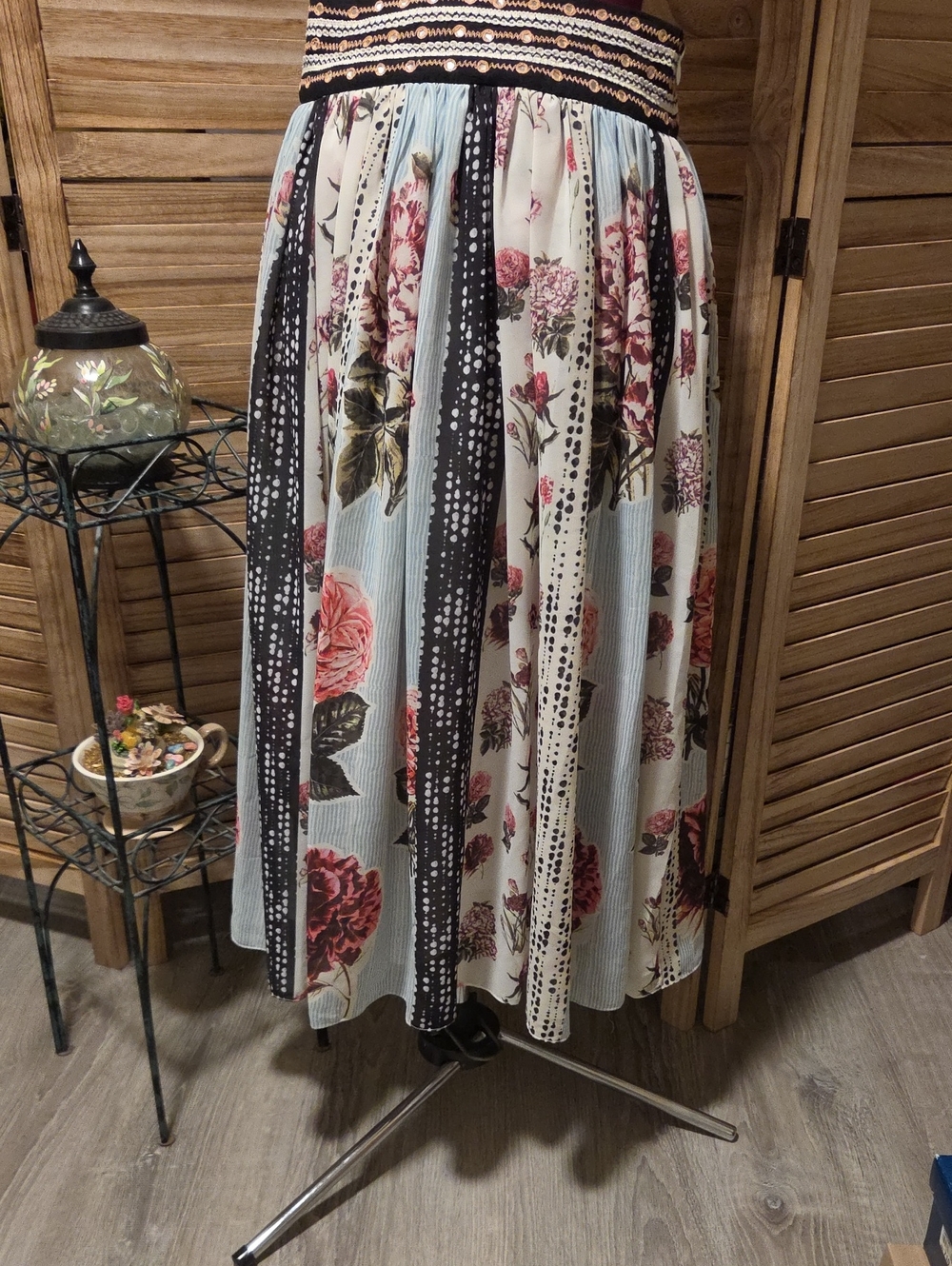 NWT Verb Condorcet Skirt 4 Floral Pattern Pallavi Singhee